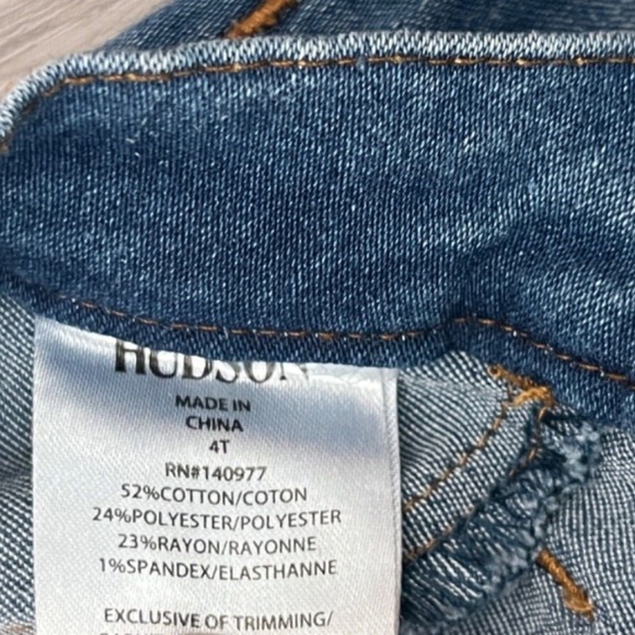 Girls Clothing Lot - Romper, Capri, Tank Tops, T-Shirts & Sunglasses Size 4/4T - Picture 11 of 16